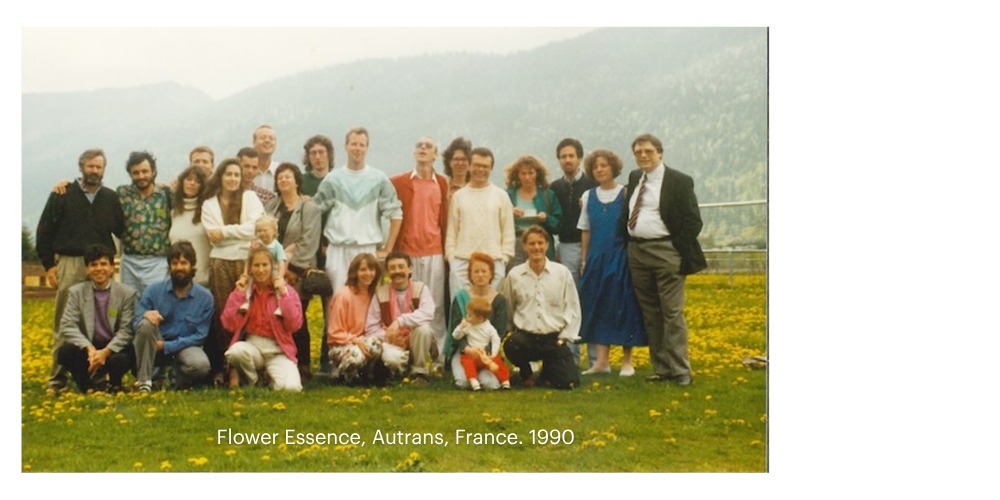Teilnehmer der ersten internationalen Blütenessenzen-Konferenz 1990 in Autrans, Frankreich